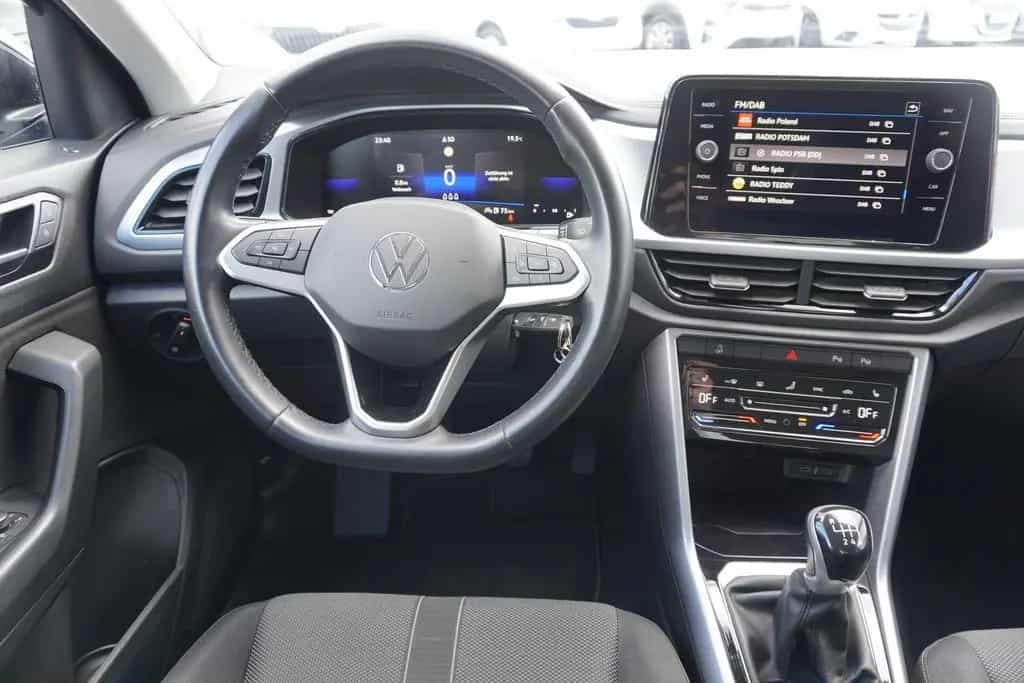 Volkswagen T-Roc 1.0 TSI LED Navi Tempomat 02/2023-photo-9