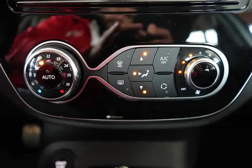 Renault Captur 1.3 TCe 130 Collection LED Android Apple 08/2019-photo-21