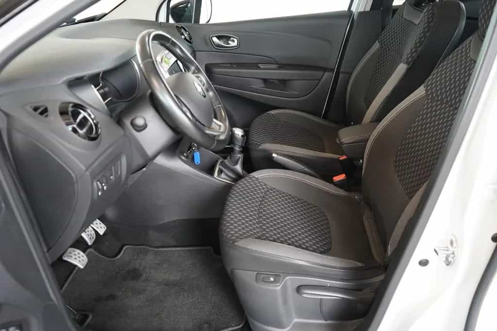 Renault Captur 1.3 TCe 130 Collection LED Android Apple 08/2019-photo-29