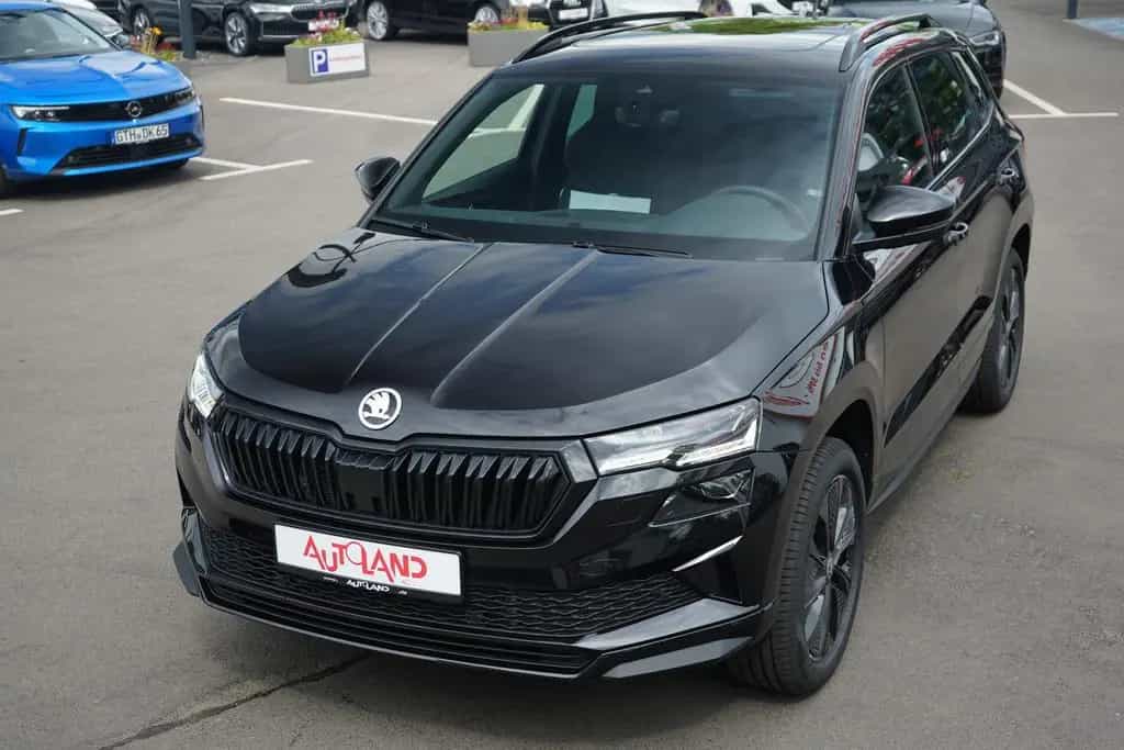 Skoda Karoq Sportline 2.0 TSI DSG 4x4 Matrix AHK Pano 04/2026-photo-15