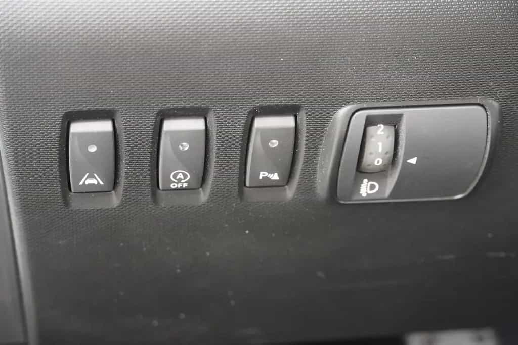 Renault Twingo 0.9 TCE Klimaaut. Kamera Tempomat DAB 06/2019-photo-29