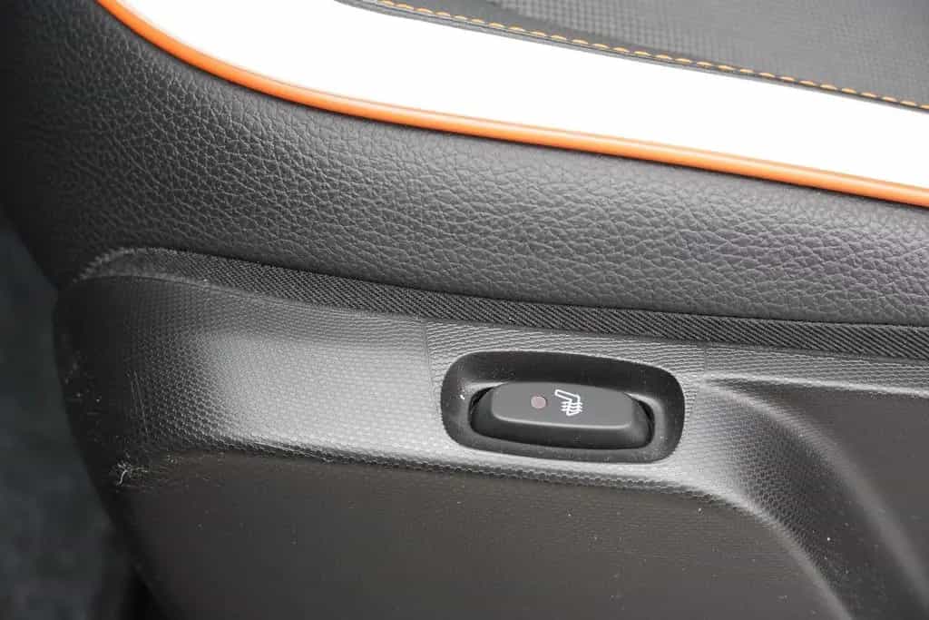 Renault Twingo 0.9 TCE Klimaaut. Kamera Tempomat DAB 06/2019-photo-32