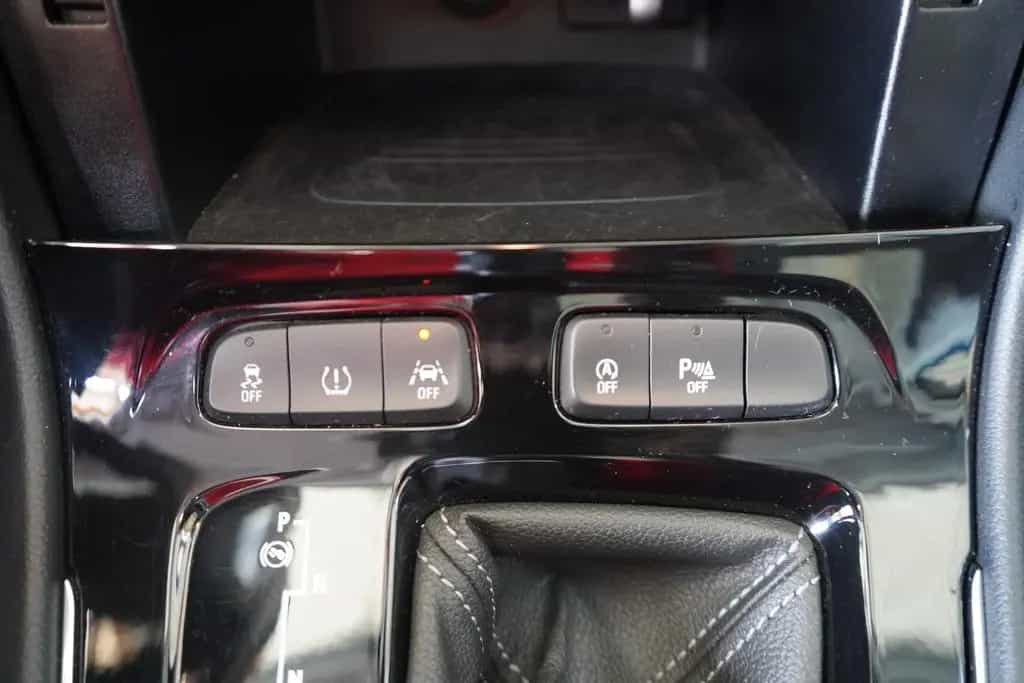 Opel Grandland (X) Grandland X 1.6 Turbo 11/2019-photo-19