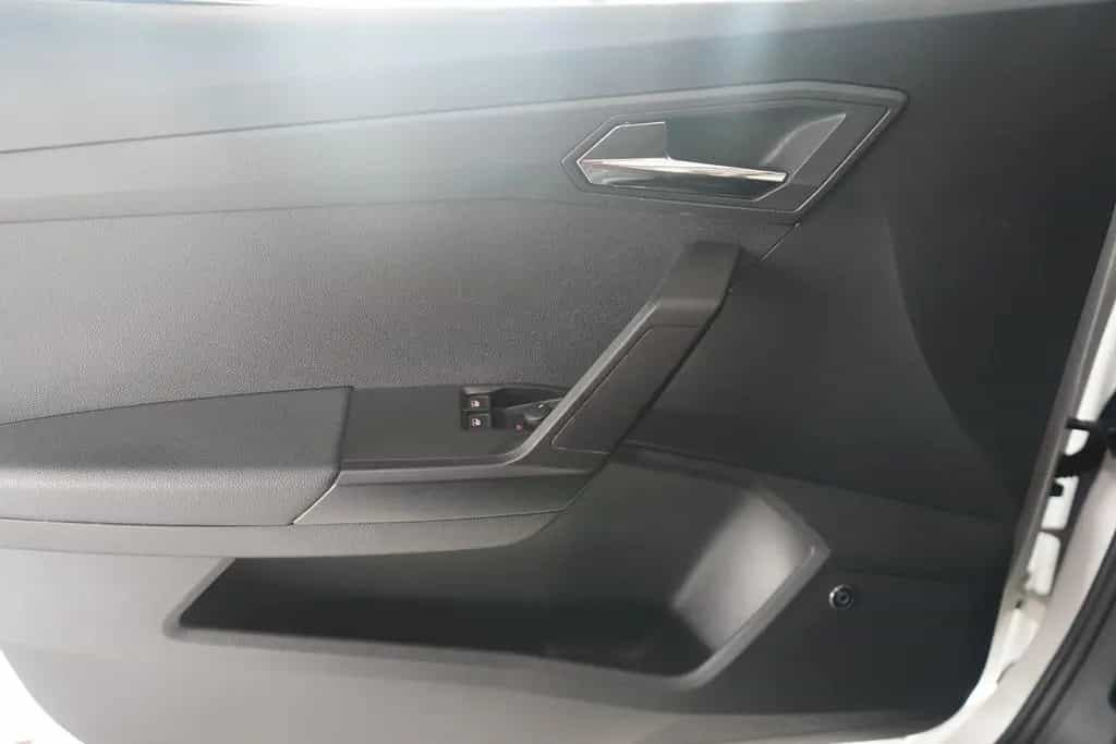 Seat Ibiza 1.0 TSI Navi Beats ACC Digitales Cockpit 08/2020-photo-27