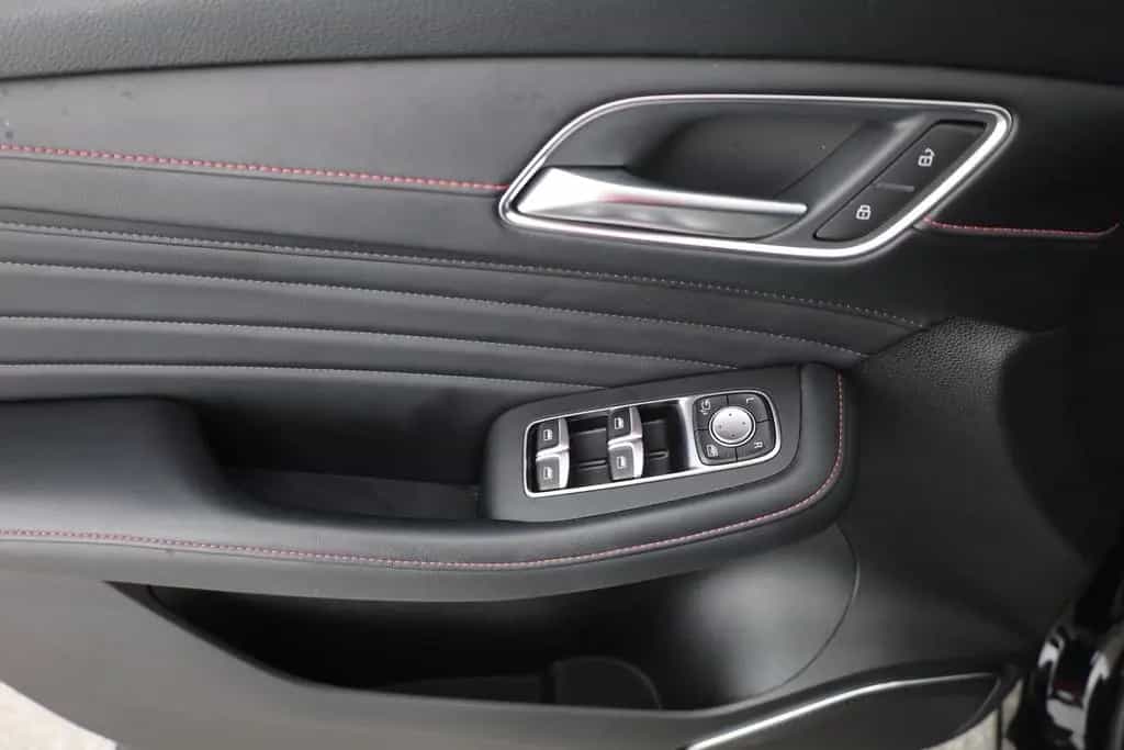 MG HS 1.5 T-GDI Luxury Aut. LED ACC Navi 360° Pano 03/2024-photo-18