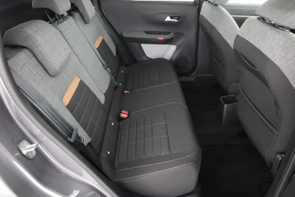 Citroën C3 Aircross 1.2 PureTech 100 LED Kamera Tempomat 08/2025-photo-23