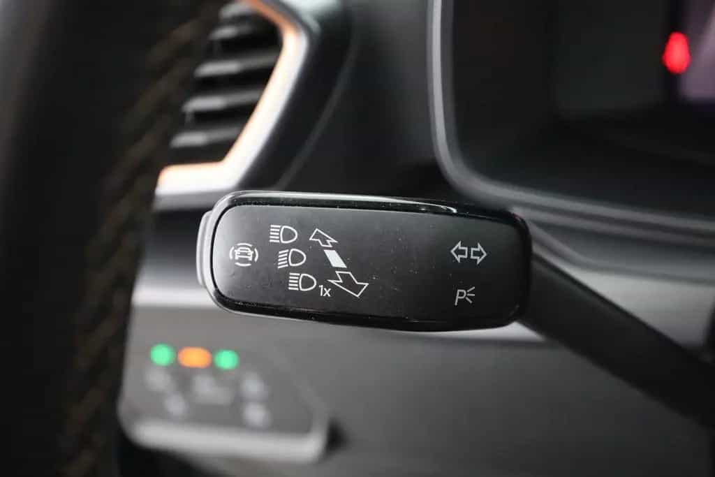 Cupra Formentor 2.0 VZ 4Drive LED ACC B&O Keyless-Go 01/2021-photo-17