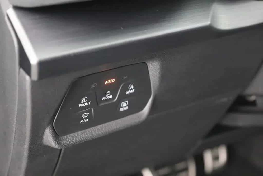 Cupra Formentor 2.0 VZ 4Drive LED ACC B&O Keyless-Go 01/2021-photo-19
