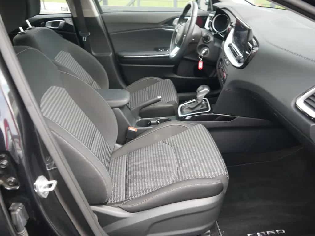 Kia cee'd Sportswagon Ceed SW 1.5 T-GDI JBL Sound Edition LED Navi PDC 08/2022-photo-32
