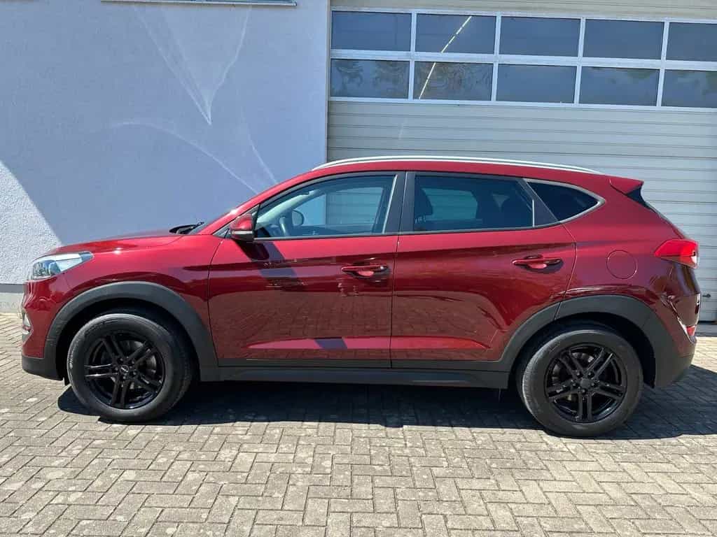 Hyundai TUCSON Intro Edition 4WD AHK Kamera Automatik 01/2016-photo-1