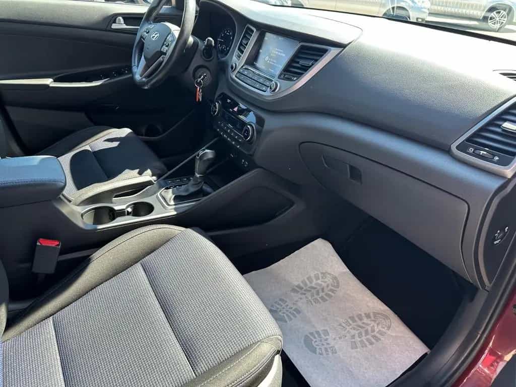 Hyundai TUCSON Intro Edition 4WD AHK Kamera Automatik 01/2016-photo-15