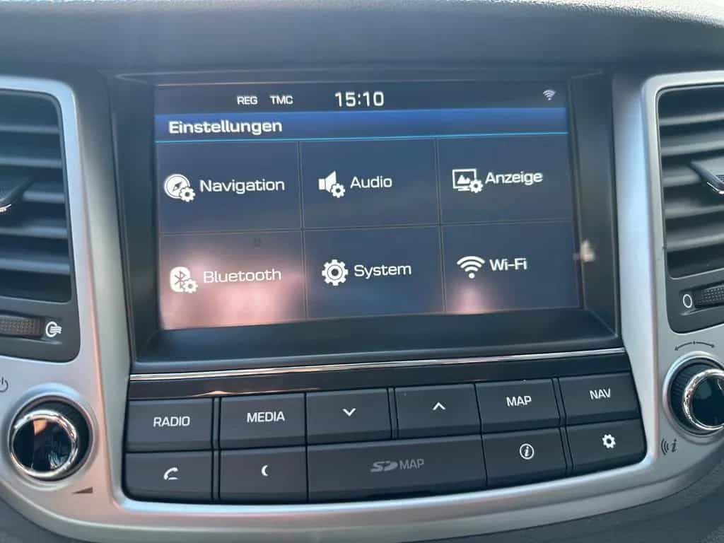 Hyundai TUCSON Intro Edition 4WD AHK Kamera Automatik 01/2016-photo-30