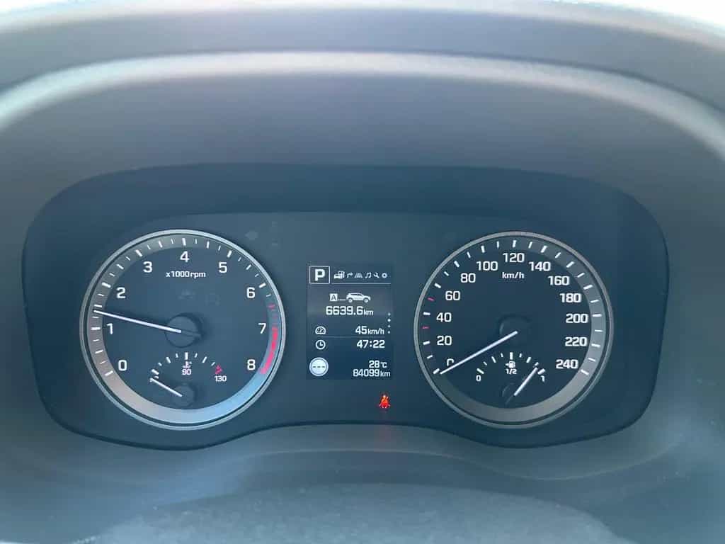 Hyundai TUCSON Intro Edition 4WD AHK Kamera Automatik 01/2016-photo-37