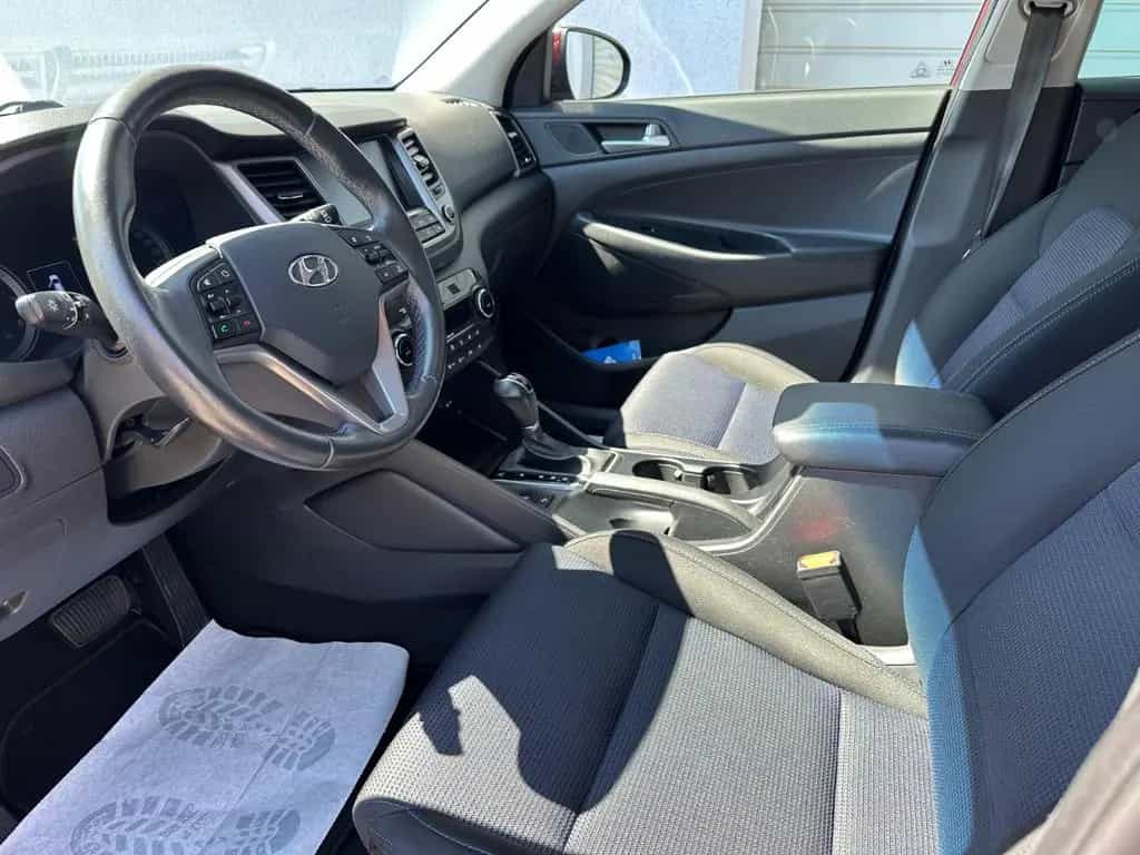 Hyundai TUCSON Intro Edition 4WD AHK Kamera Automatik 01/2016-photo-39
