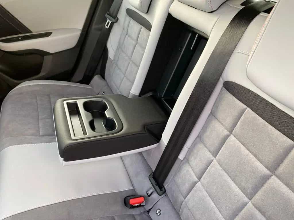 Citroën C4 PureTech 130 *Automatik* MAX *beh. Frontsch* 10/2025-photo-9
