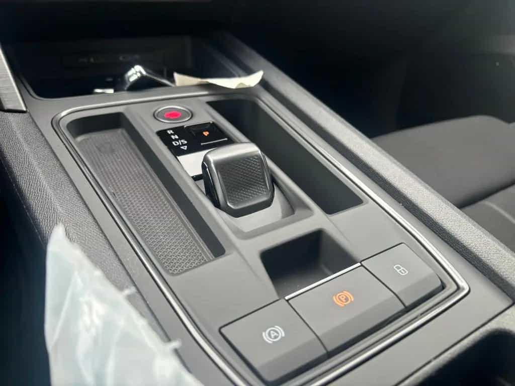 Cupra Leon SP VZ*DSG*KAMERA*CARPLAY*MEMORY*BEATS 01/2024-photo-27