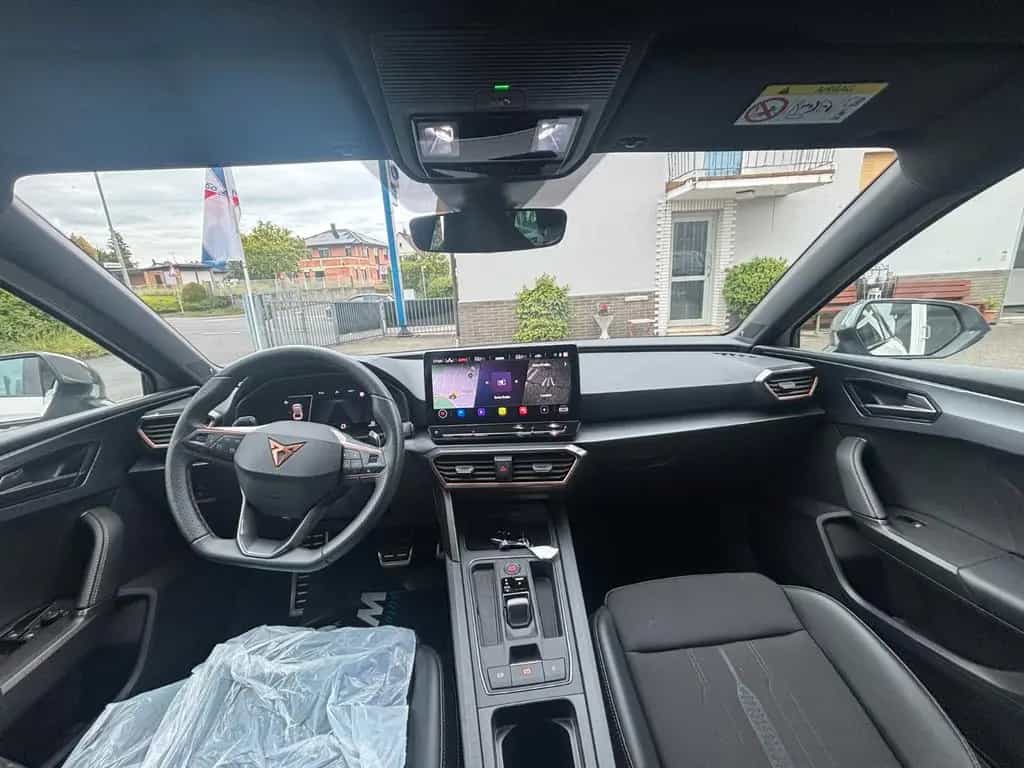 Cupra Leon SP VZ*DSG*KAMERA*CARPLAY*MEMORY*BEATS 01/2024-photo-33
