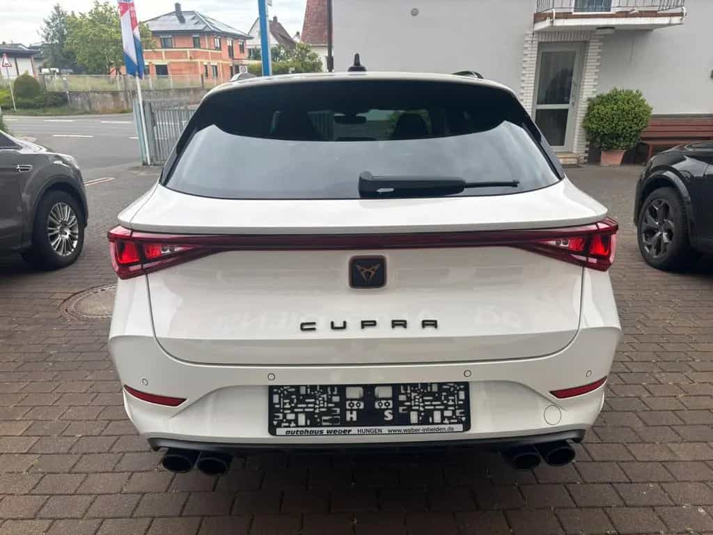 Cupra Leon SP VZ*DSG*KAMERA*CARPLAY*MEMORY*BEATS 01/2024-photo-41
