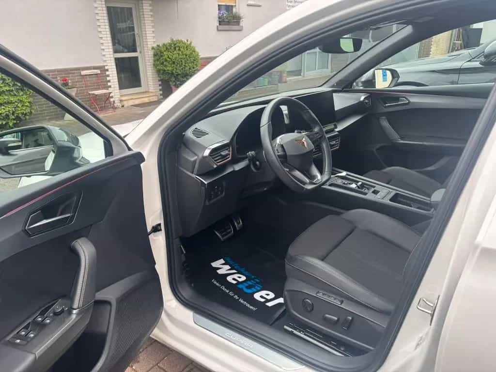 Cupra Leon SP VZ*DSG*KAMERA*CARPLAY*MEMORY*BEATS 01/2024-photo-9