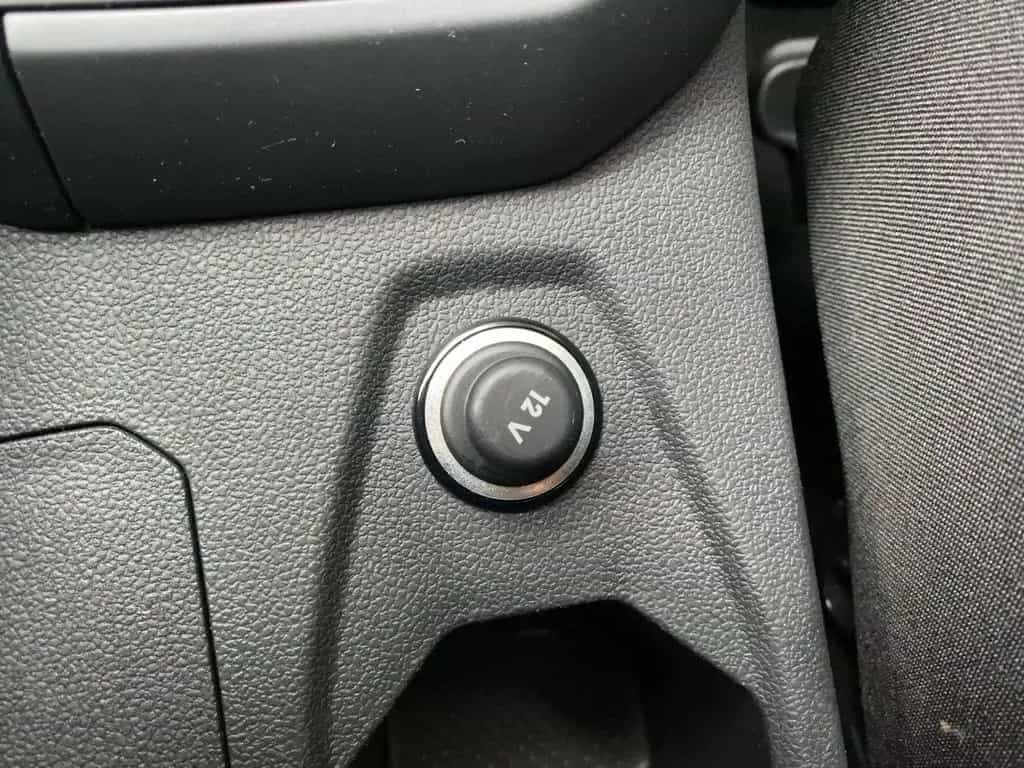 Volkswagen Taigo R-Line *DSG*LED*SHZ*Apple*Allwetter*PDC*DA 03/2025-photo-17