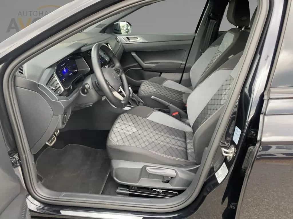 Volkswagen Taigo R-Line *DSG*LED*SHZ*Apple*Allwetter*PDC*DA 03/2025-photo-4