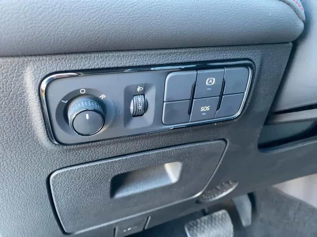 Maxus T60 MAX Luxury AHK*ACC*Kamera*LED*SHZ*Leder*Appl null-photo-10