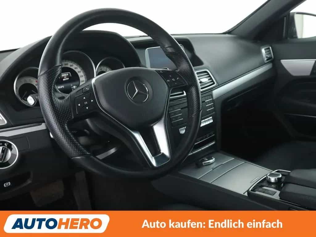 Mercedes-Benz E 200 CGI Aut.*NAVI*LED*TEMPO*PDC*SHZ* 04/2016-photo-10