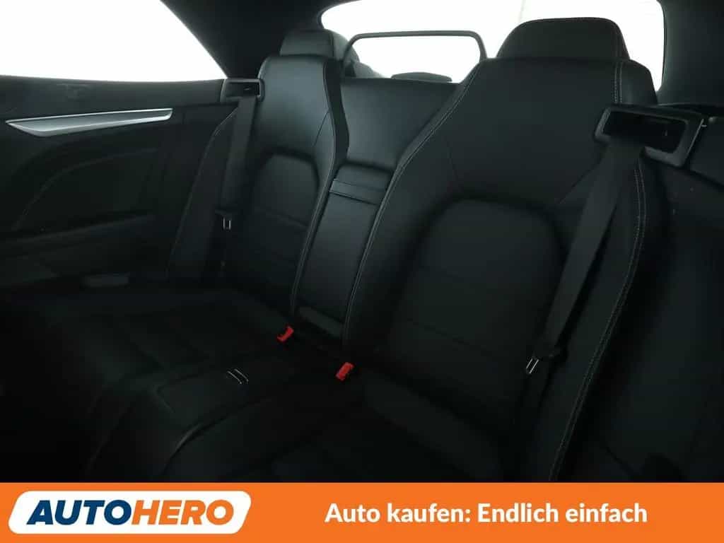 Mercedes-Benz E 200 CGI Aut.*NAVI*LED*TEMPO*PDC*SHZ* 04/2016-photo-13