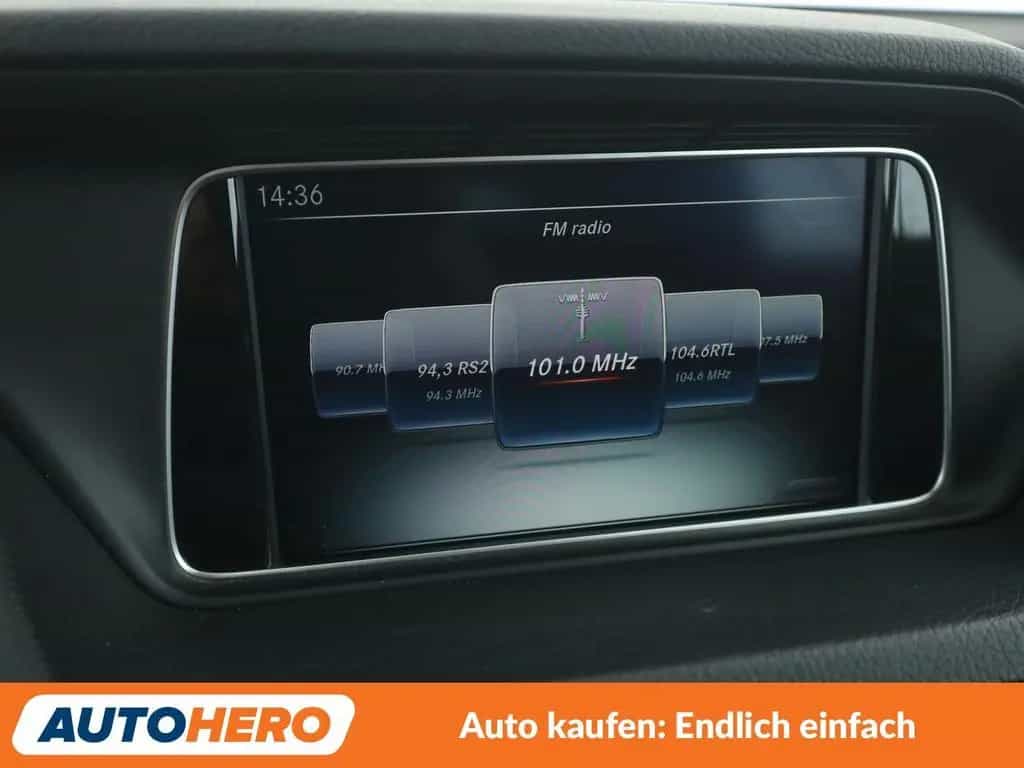 Mercedes-Benz E 200 CGI Aut.*NAVI*LED*TEMPO*PDC*SHZ* 04/2016-photo-22