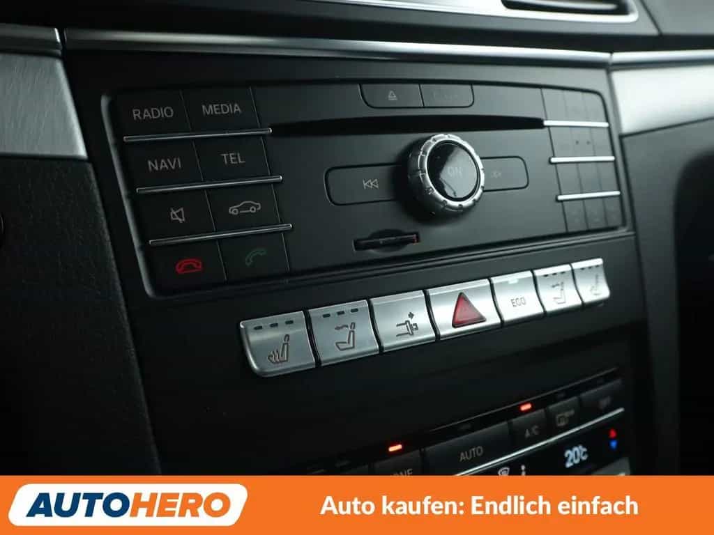 Mercedes-Benz E 200 CGI Aut.*NAVI*LED*TEMPO*PDC*SHZ* 04/2016-photo-24