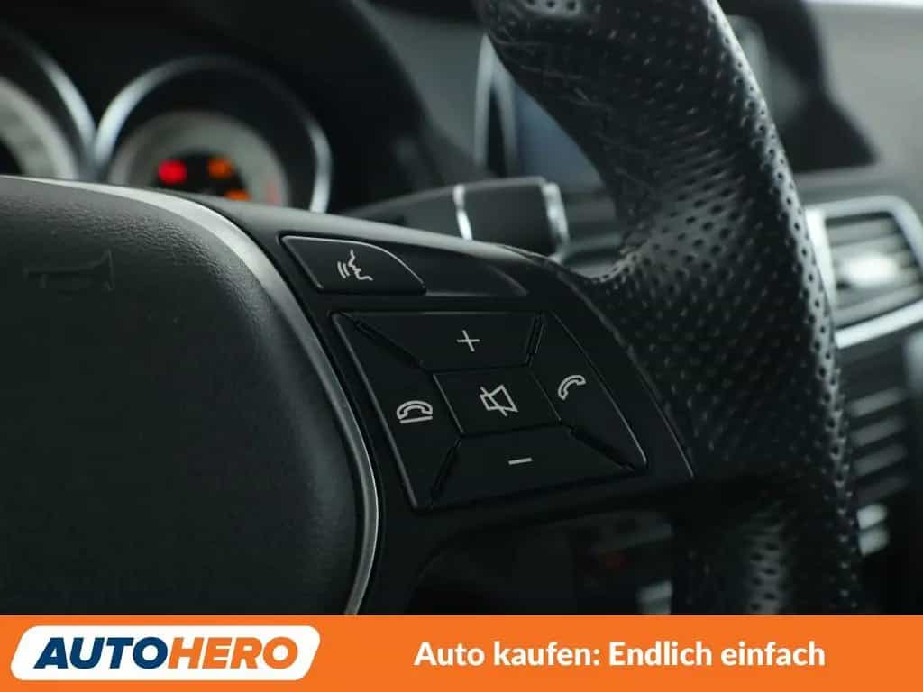 Mercedes-Benz E 200 CGI Aut.*NAVI*LED*TEMPO*PDC*SHZ* 04/2016-photo-31