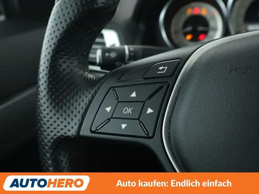 Mercedes-Benz E 200 CGI Aut.*NAVI*LED*TEMPO*PDC*SHZ* 04/2016-photo-32