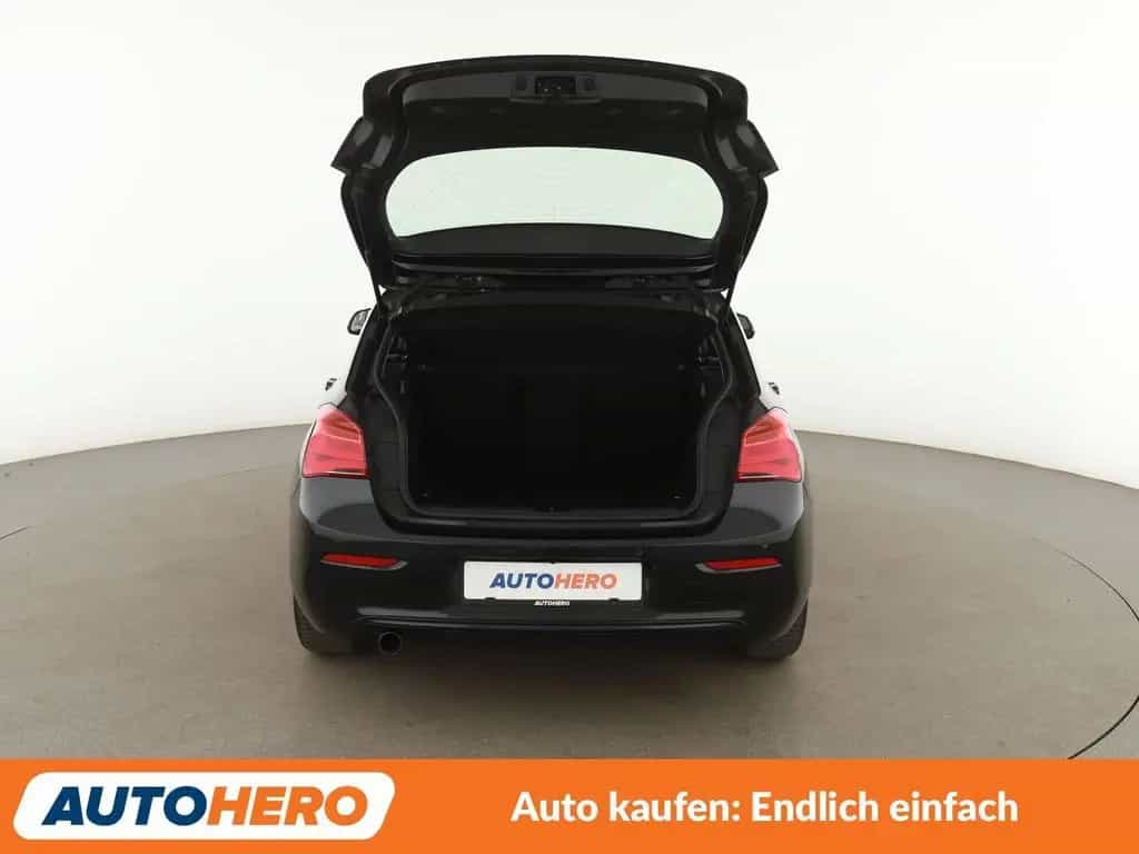 BMW 118 i Sport Line Aut.*NAVI*PDC*SHZ*TEMPO*ALU* 12/2018-photo-16