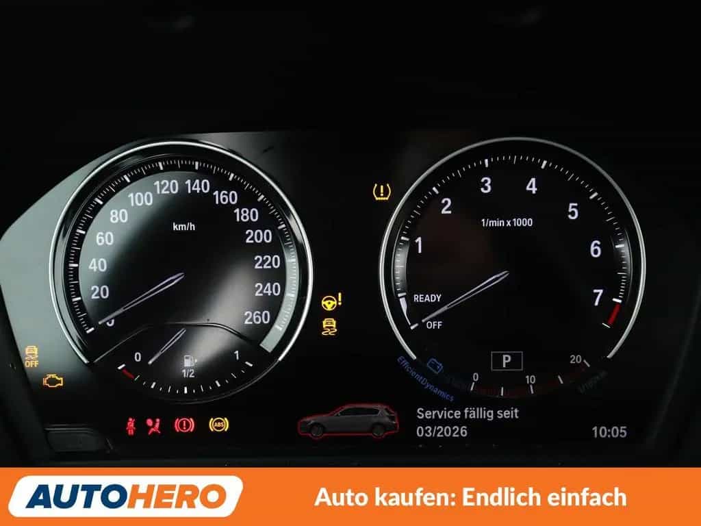 BMW 118 i Sport Line Aut.*NAVI*PDC*SHZ*TEMPO*ALU* 12/2018-photo-19