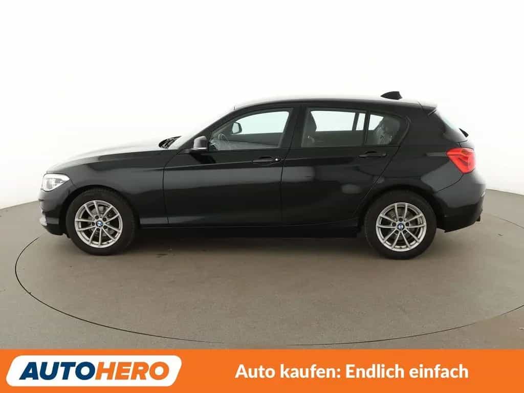 BMW 118 i Sport Line Aut.*NAVI*PDC*SHZ*TEMPO*ALU* 12/2018-photo-2
