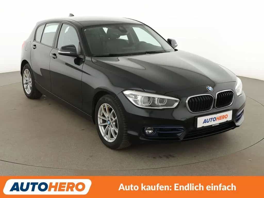 BMW 118 i Sport Line Aut.*NAVI*PDC*SHZ*TEMPO*ALU* 12/2018-photo-7