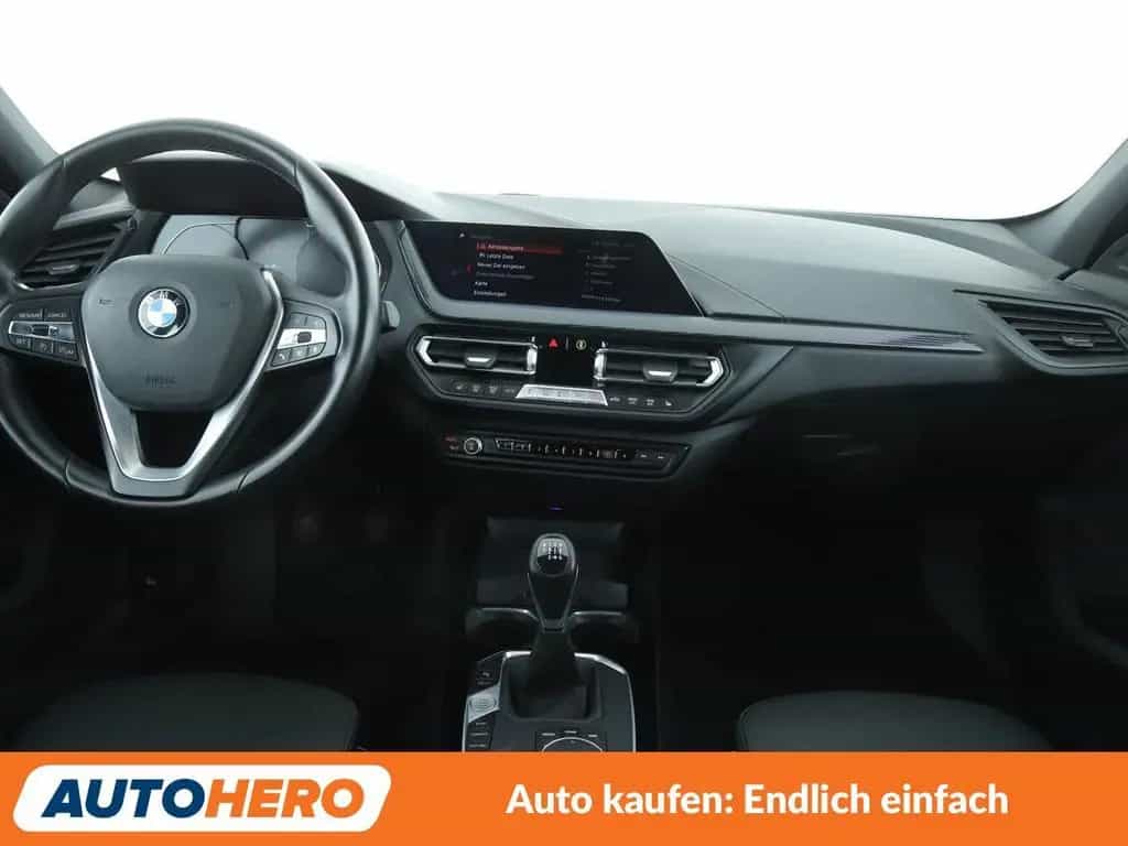 BMW 118 i Sport Line *NAVI*LED*TEMPO*PDC*SHZ*ALU* 12/2019-photo-11