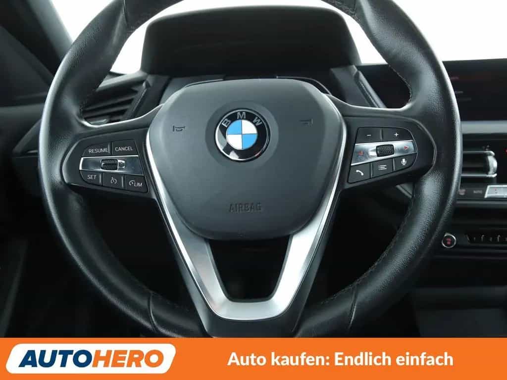 BMW 118 i Sport Line *NAVI*LED*TEMPO*PDC*SHZ*ALU* 12/2019-photo-18
