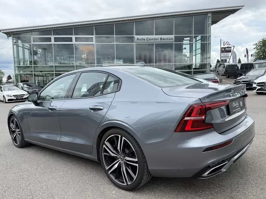 Volvo S60 T5/R-DESIGN/PANORAMA/KAMERA/HARMAN-KARDON 12/2019-photo-3