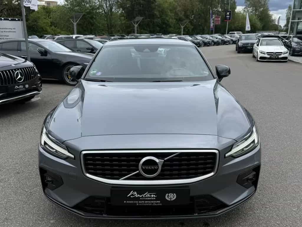 Volvo S60 T5/R-DESIGN/PANORAMA/KAMERA/HARMAN-KARDON 12/2019-photo-8
