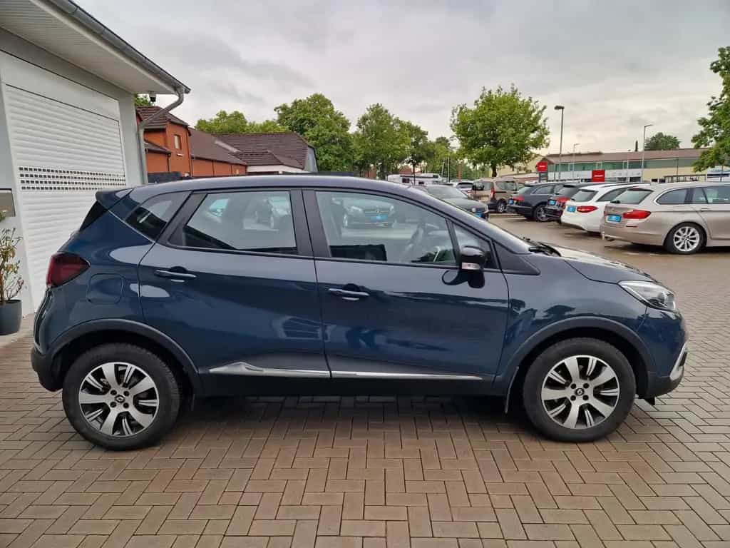 Renault Captur +Automatik+Kamera+AHK+HU und ÖL neu 10/2017-photo-2