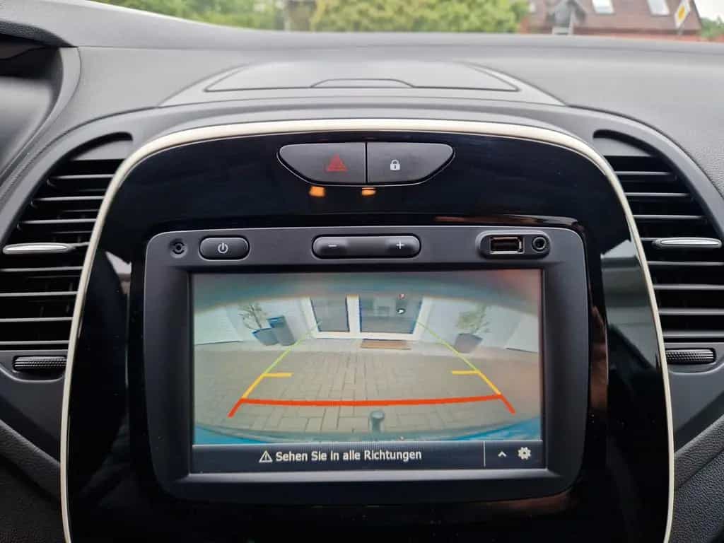 Renault Captur +Automatik+Kamera+AHK+HU und ÖL neu 10/2017-photo-24