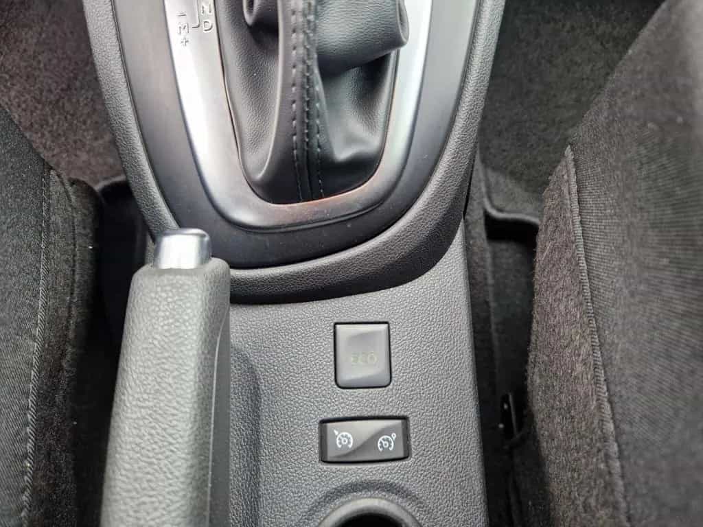 Renault Captur +Automatik+Kamera+AHK+HU und ÖL neu 10/2017-photo-28