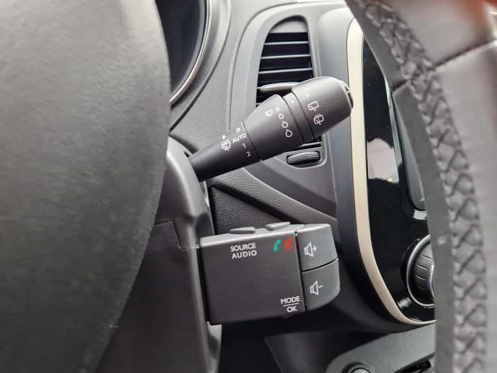 Renault Captur +Automatik+Kamera+AHK+HU und ÖL neu 10/2017-photo-32