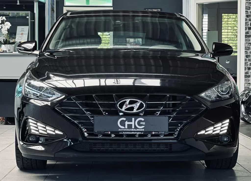 Hyundai i30 Trend Mild-Hybrid CARPLAY|SHZ|LHZ|KAMERA|ACC 07/2023-photo-1