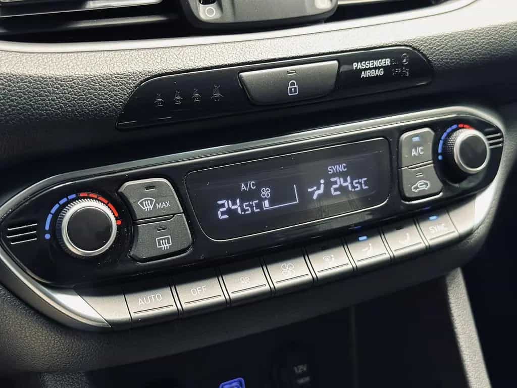 Hyundai i30 Trend Mild-Hybrid CARPLAY|SHZ|LHZ|KAMERA|ACC 07/2023-photo-22