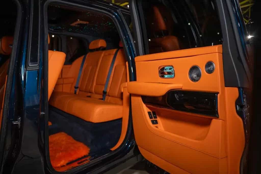 Rolls-Royce Cullinan Black Badge Extra leather|360|Starlight 06/2020-photo-12