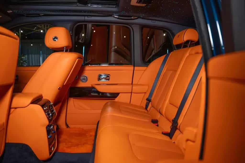Rolls-Royce Cullinan Black Badge Extra leather|360|Starlight 06/2020-photo-14