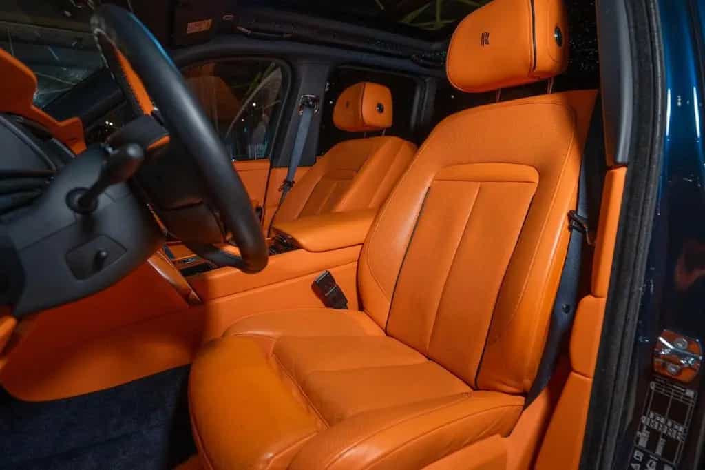 Rolls-Royce Cullinan Black Badge Extra leather|360|Starlight 06/2020-photo-26