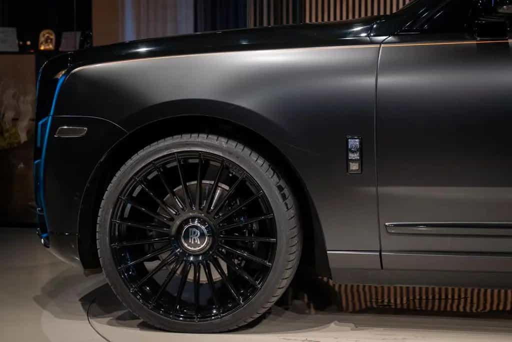 Rolls-Royce Cullinan Black Badge Extra leather|360|Starlight 06/2020-photo-28